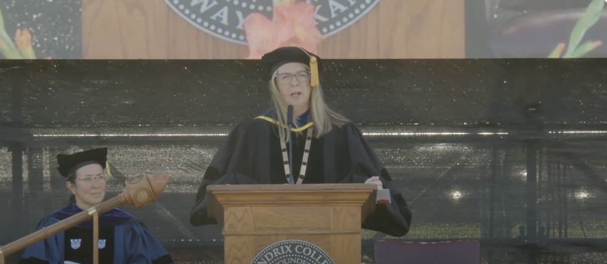 karen petersen, hendrix college commencement