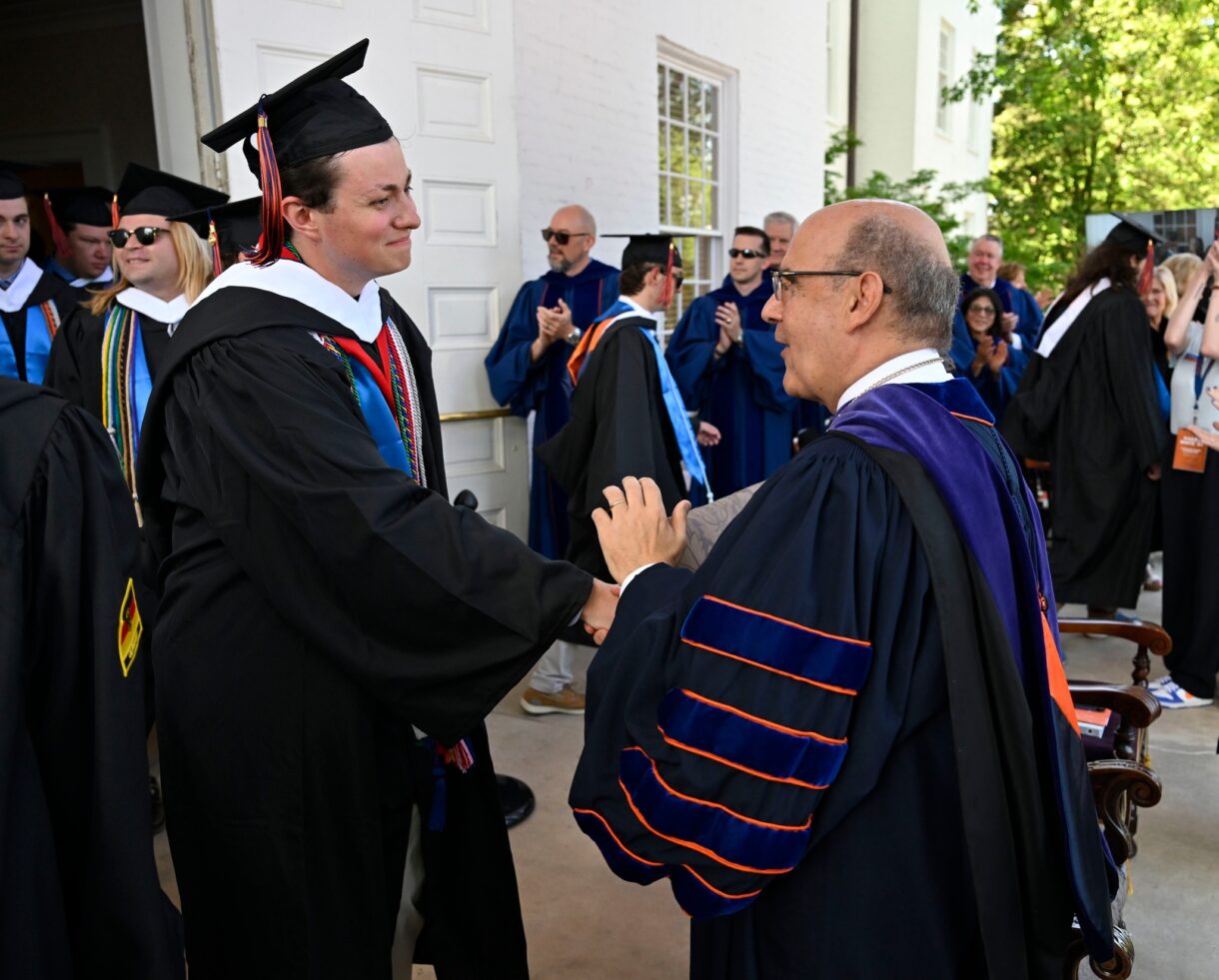 bob iuliano meeting students at gettysburg college commencement